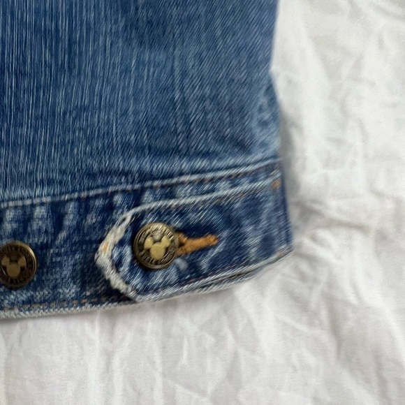Disney Store Retro Mickey Mouse Painted Back Rhinestone Denim Trucker Ja… - Picture 10 of 15
